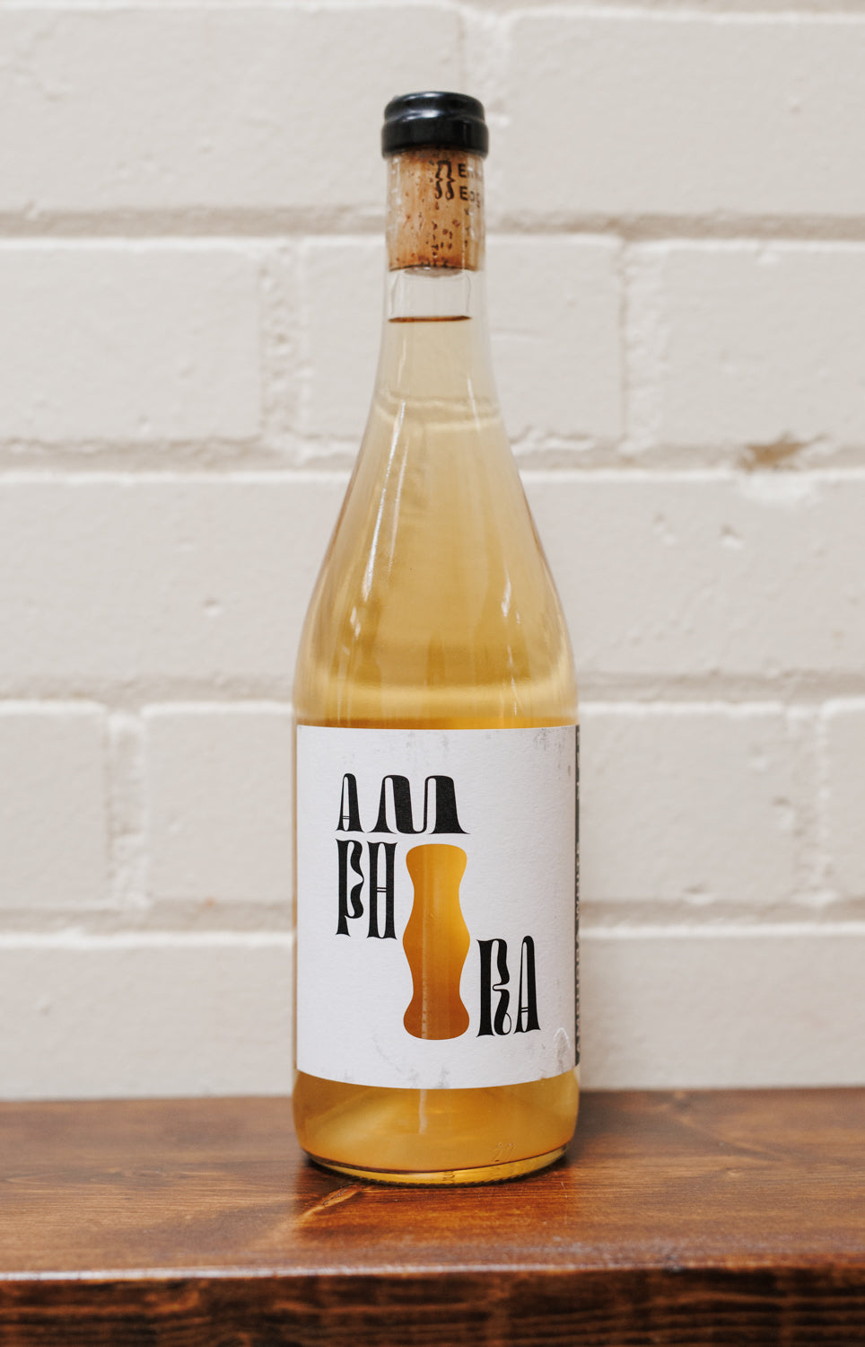 Amphora White